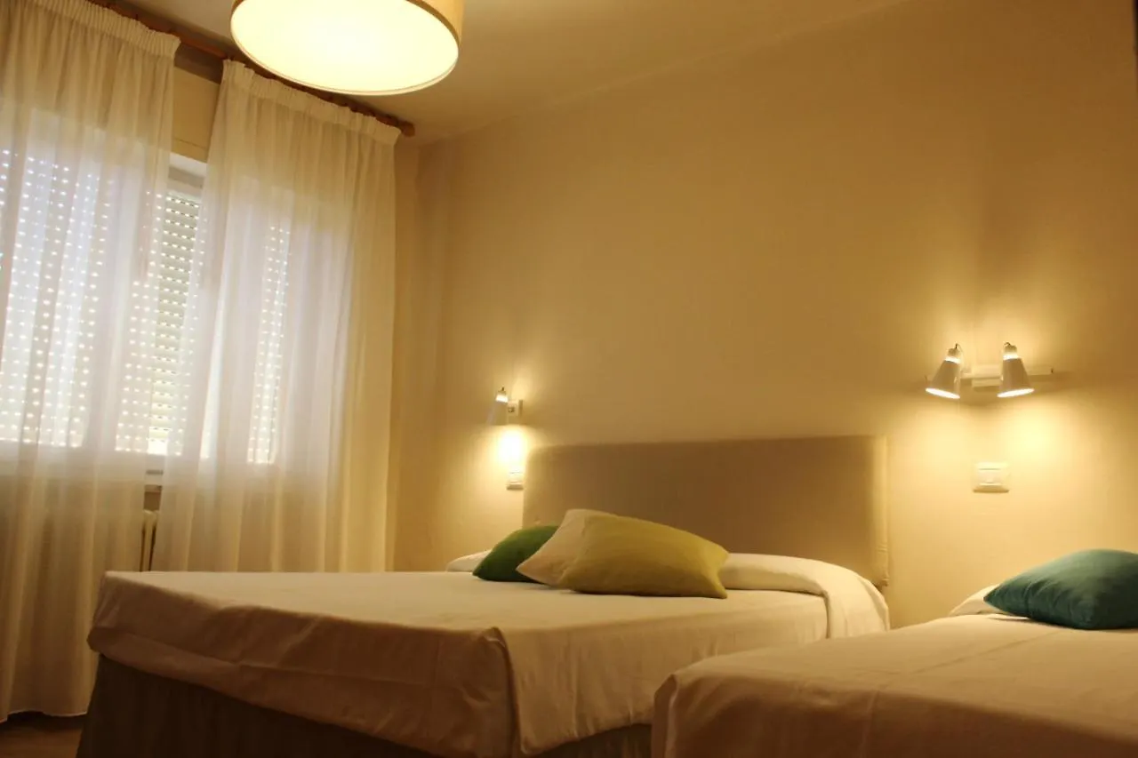 Hotel Ristorante Il Gabbiano Cecina  Italy